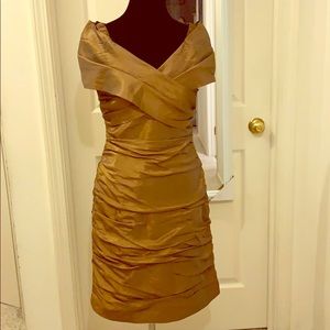 Adrianna Papell Gold Ruched Midi Dress